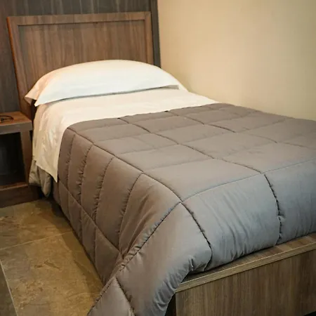 Andrea House 4*