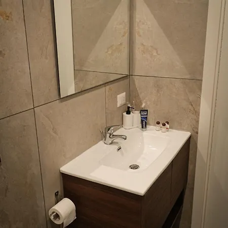 Andrea House 4*