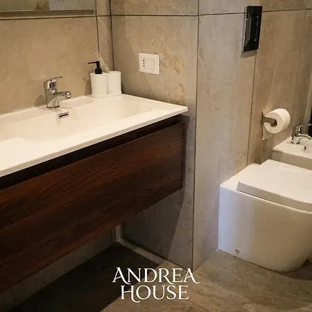 Andrea House Nápoles