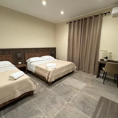 Andrea House 4* Neapol